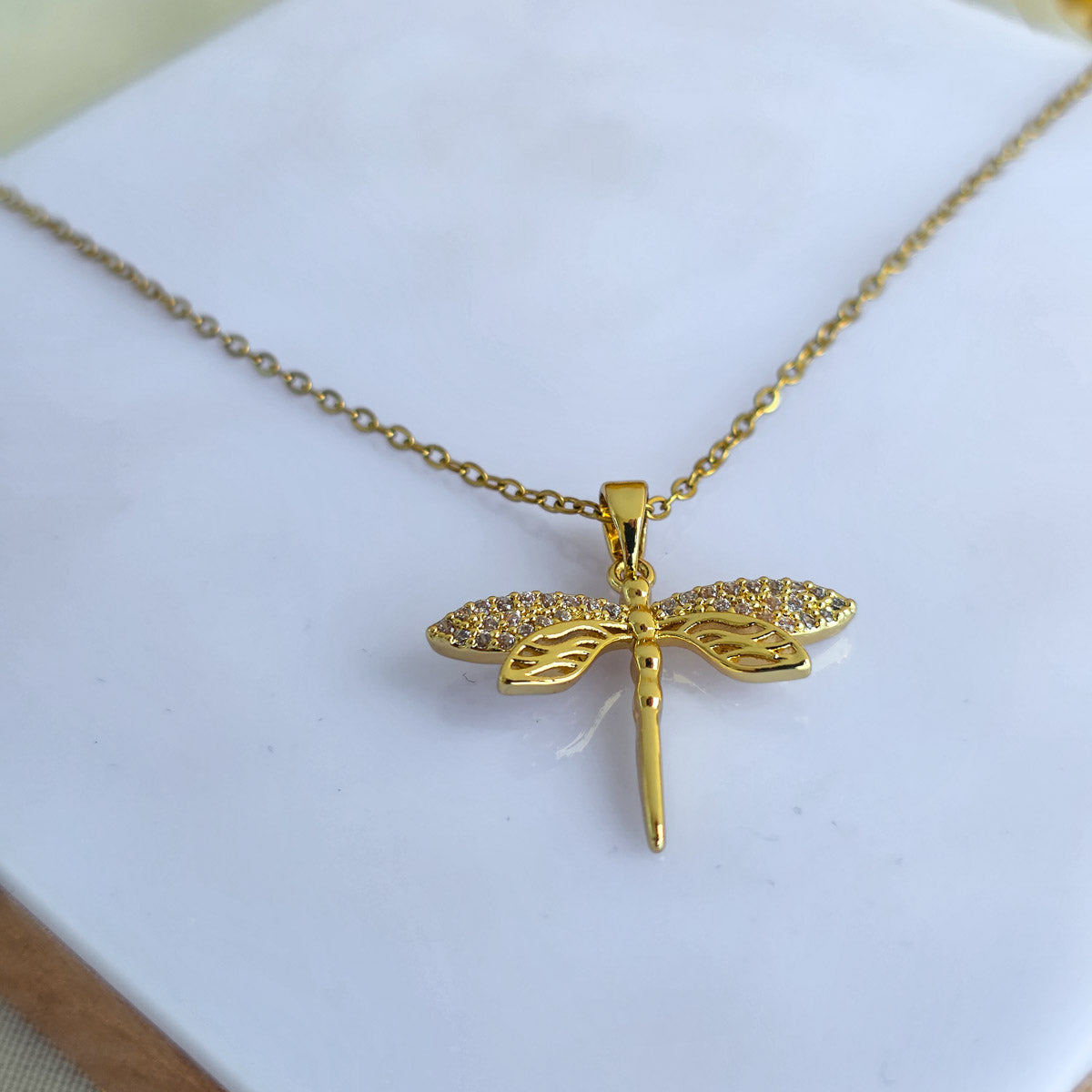 ST-12 Gold Yusufçuk Çelik Kolye ve Kelebek Küpe Seti