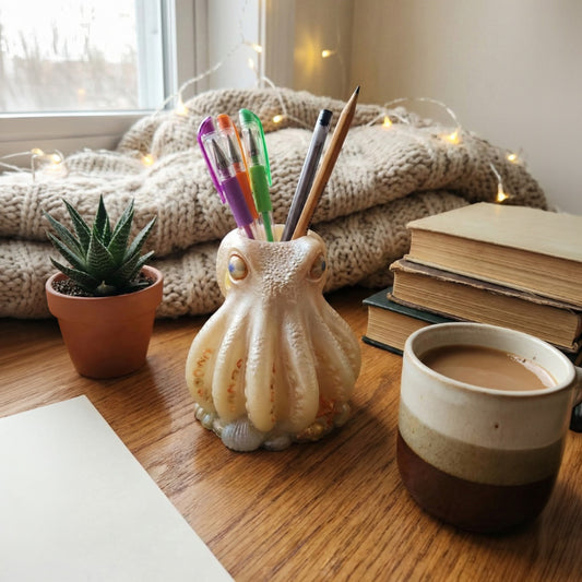 Dek-2124 Eos Ahtapot Serisi Krem Tasarım Kalemlik